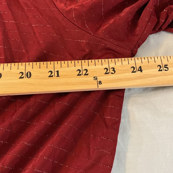 Lane Bryant Burgundy Sparkle Mock Neck Peplum Top Size 22/24 - Picture 5 of 8